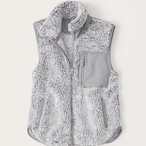 NEW- Gray White Abercrombie & Fitch Cloud Sherpa Vest